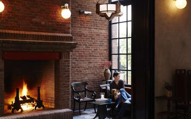 Hotel Emma at Pearl on the Riverwalk