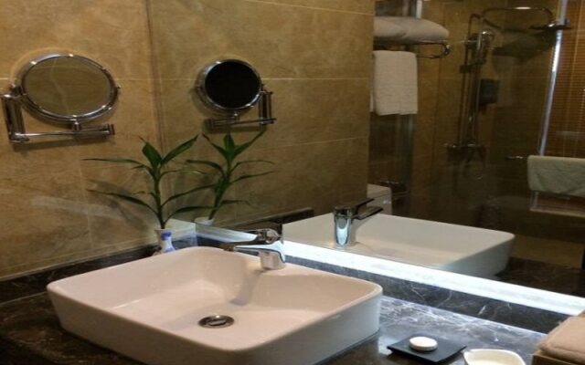 YJ International Hotel