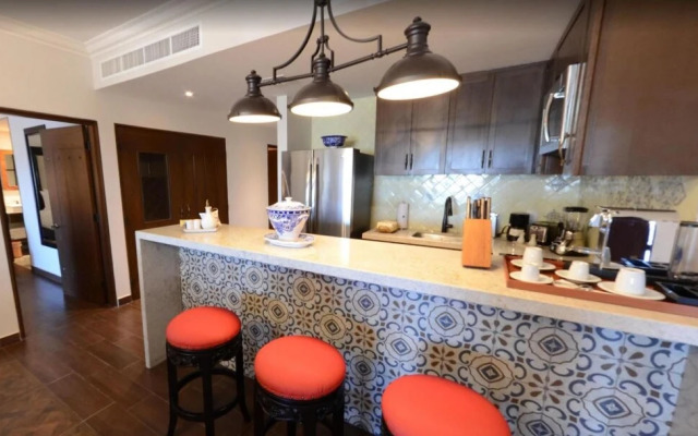 Enchanting Specious 2BR With Terrace - Cabo