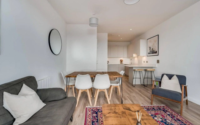 Modern Ground Floor Duplex Apartment