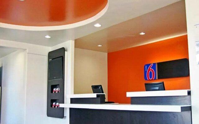 Motel 6 Victorville - Desert Express