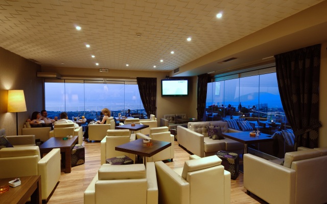 The Noverian Scenic Crete Hilltop Villa Resort & Spa
