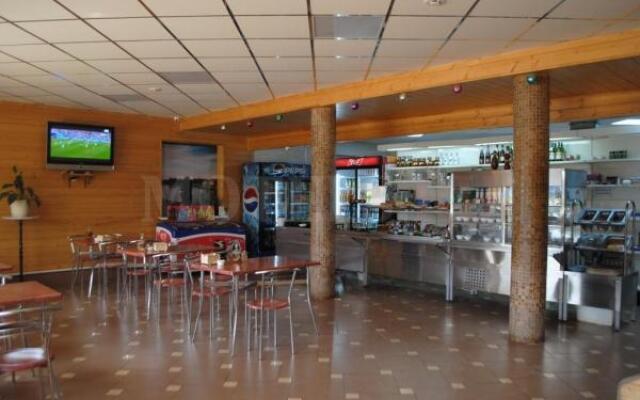 Мотель 900 Км