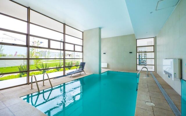 Charming Arauco - 2BR Heated Pool Gym