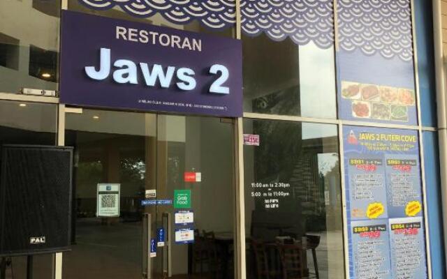 Teega Residence @ Cosy Seafront Living