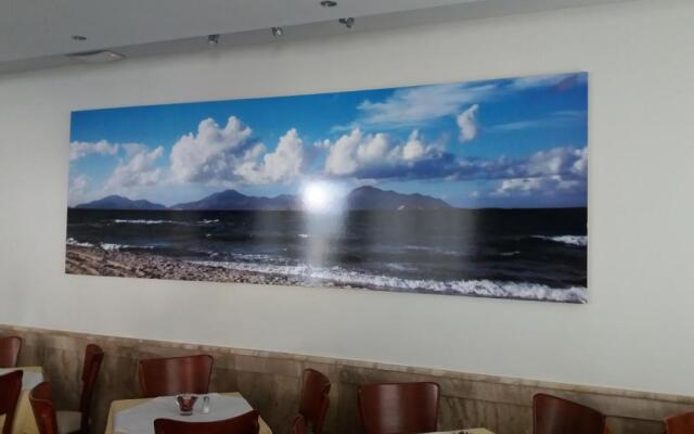 Paritsa Hotel