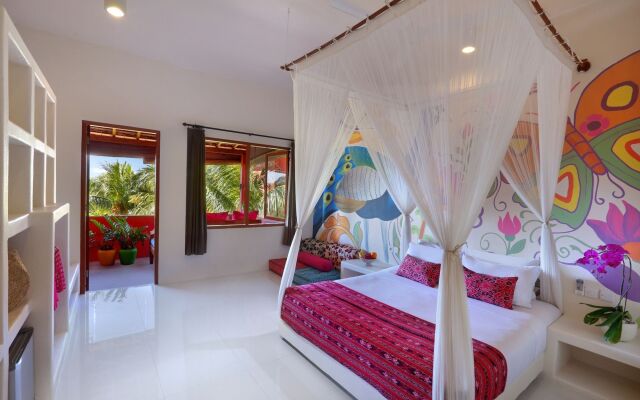 PinkCoco Uluwatu - Constant Surprises & for Cool Adults Only