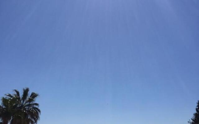 50 Steps From The Sea