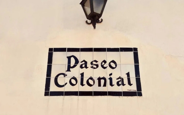 Paseo Colonial - Leo's Favorite