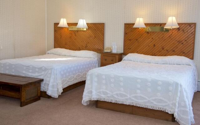 Myer Motel