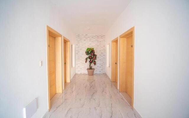 Chelsie Apartamentos Bayahibe