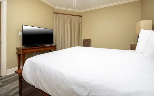 Phoenix Ix 805 3 Bedroom Condo