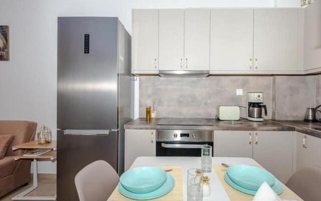 Eliora Studio & Aelia Apartment