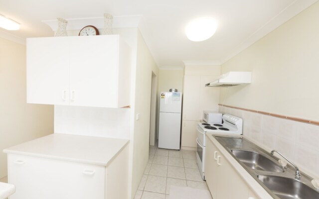 Lakeshore Lodge unit 11