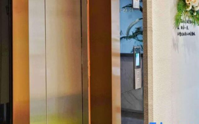 Fanshe Xiaozhu Homestay (Beihai High-Speed Railway Station)