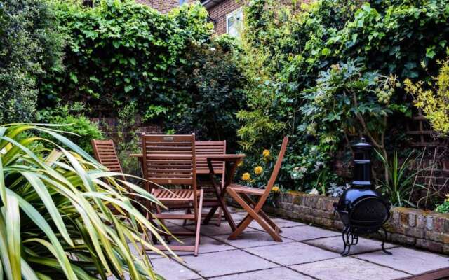 Stylish 2 Bedroom Apartment Stoke Newington