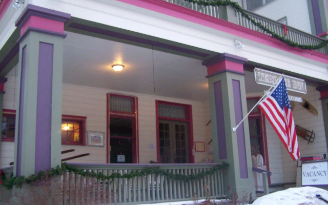 Terrace Inn and 1911 Restaurant