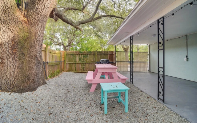 Pet-friendly Gulfport Home: Walkable Location!