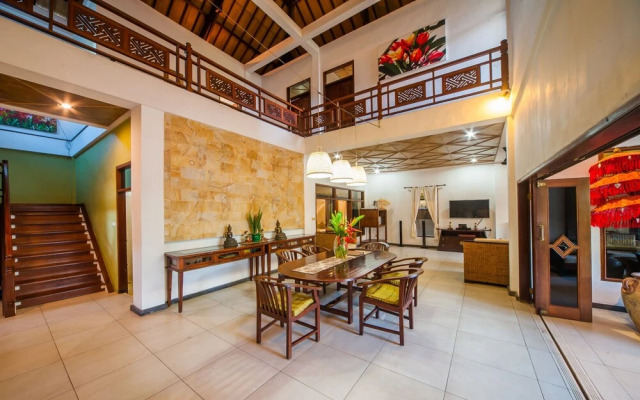 Villa Este, Seminyak