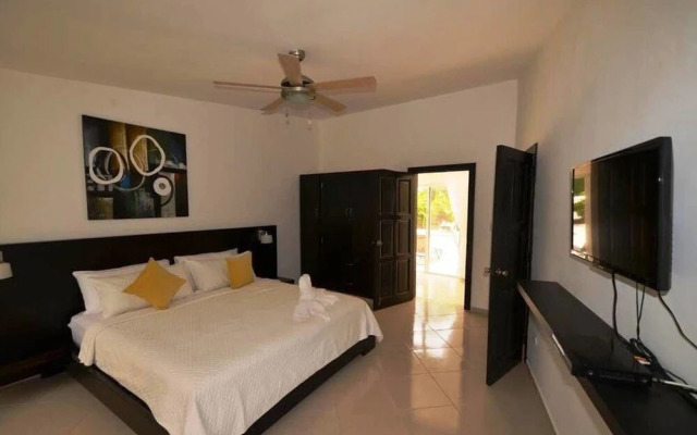 Specially Design 6 Bedroom Villa With King Beds