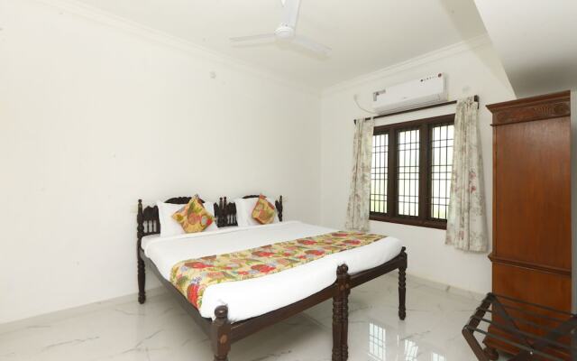 OYO 9784 Home Heritage 1BHK White Town