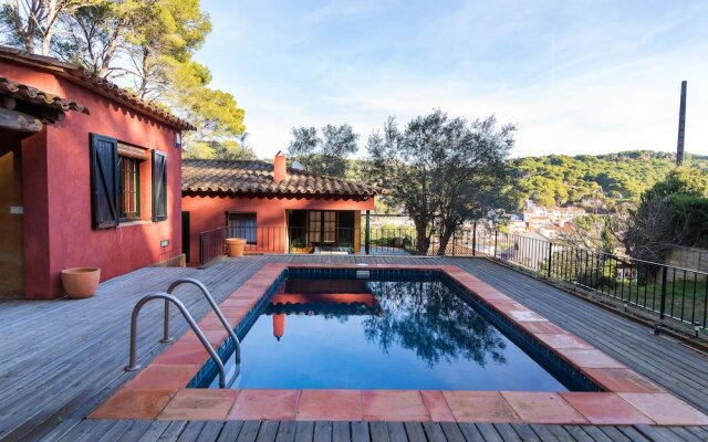 Bohemian villa con piscina privada en Playa Tamariu