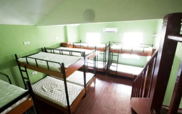 Meet You Hostel