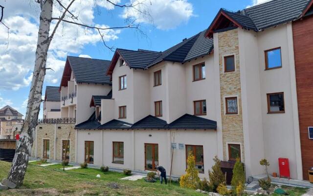 Ctrl Alt Del Apartment S76