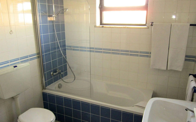 Hotel Alcaide