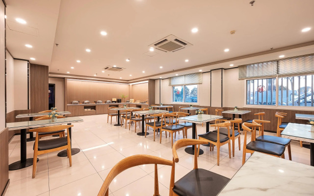 Hanting Hotel Shanghai Pudong Airport