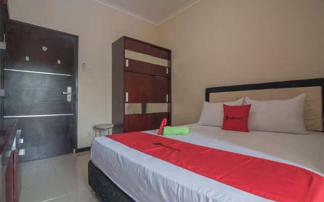 RedDoorz near E Walk Mall Balikpapan