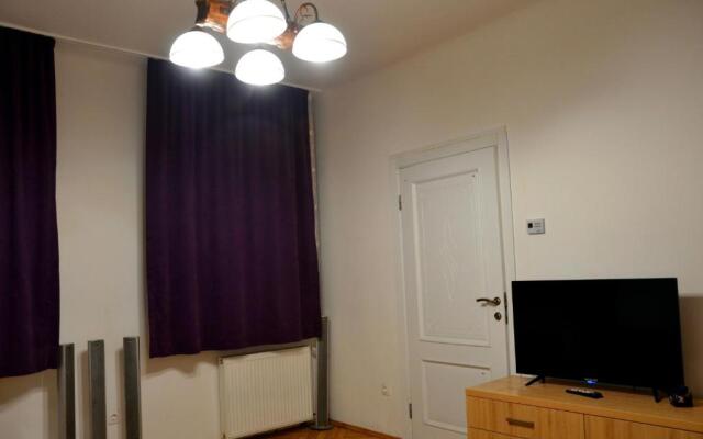 Brand New Apartment in City Center