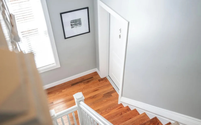 Findlay Market Suite 6