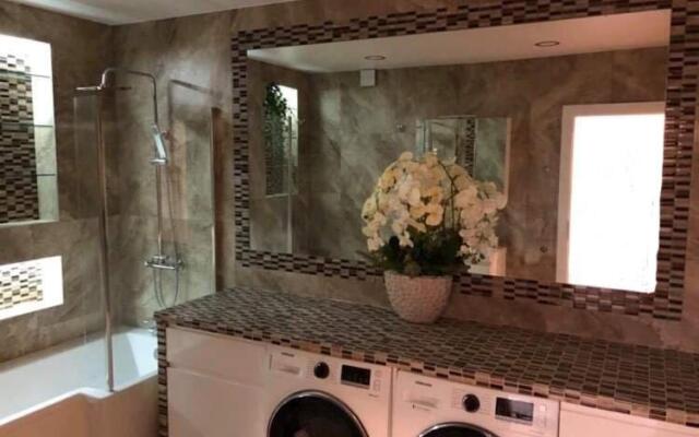 Nice 3 bedroom apartment close to Botanical Garden