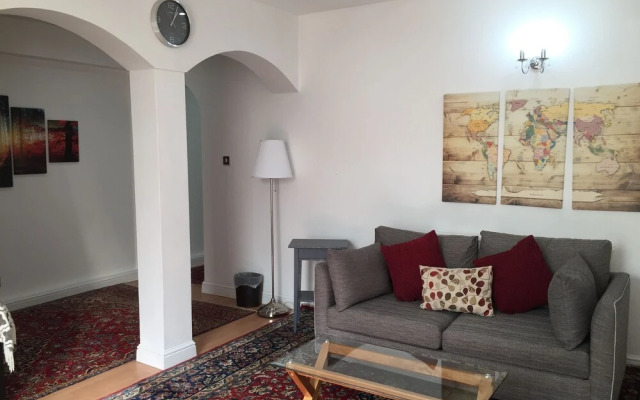 Luxurious Apartment in Kensington & Chelsea
