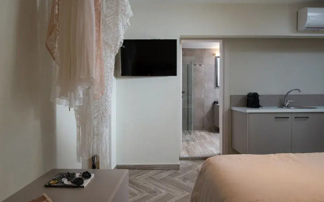 Olenia Luxury Apartments 1