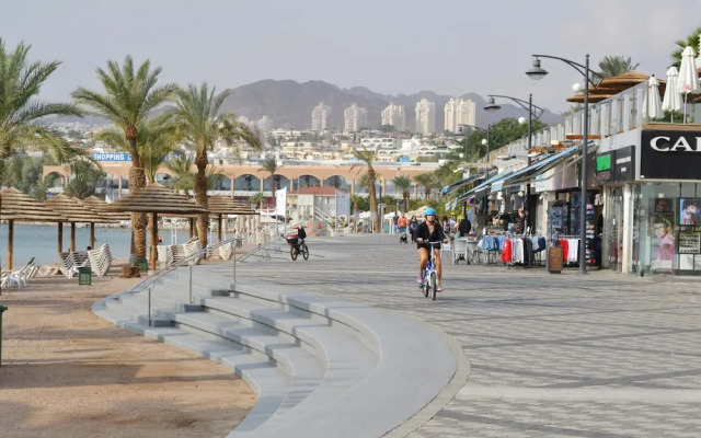 Beautiful Modern Apartment  3BDR E3