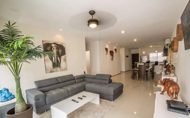 Los Elefantes D409 by Globalia