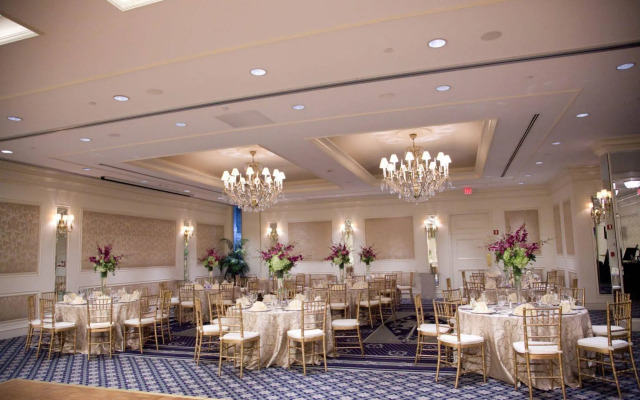 The Colonnade Hotel Back Bay