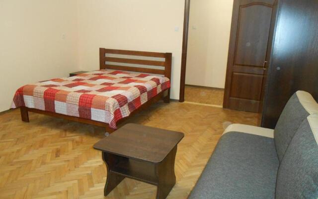 Apartament on Virmenska 12\10