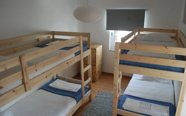 Esposende Guesthouse - Hostel
