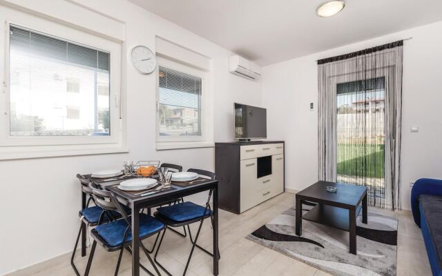 Stunning Home in Novalja With Wifi and 1 Bedrooms