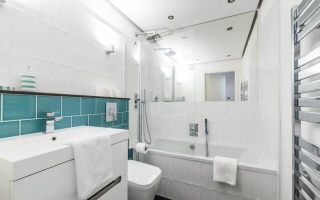 NEW Modern 2BD Flat in Shoreditch With Balcony