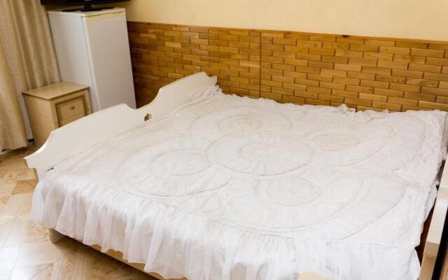 Palmovy Dvor Guesthouse