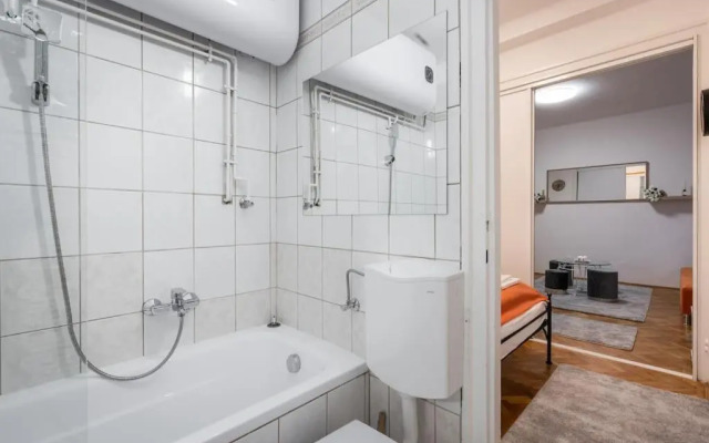 Mirage Monte Apartment