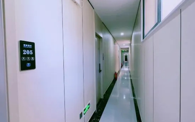 Shunxin Hotel (Zhengzhou Recovery Middle Street Maternity and Child Health Hospital) – Hotel Rooms – Zhengzhou