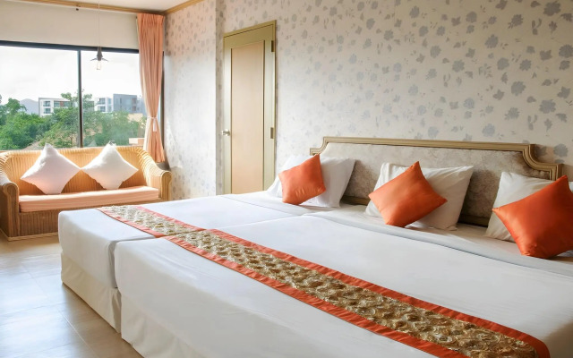Takiab Beach Resort