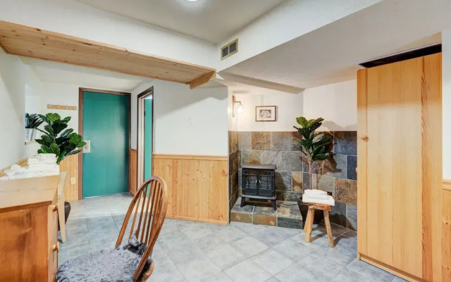 Otter Basement