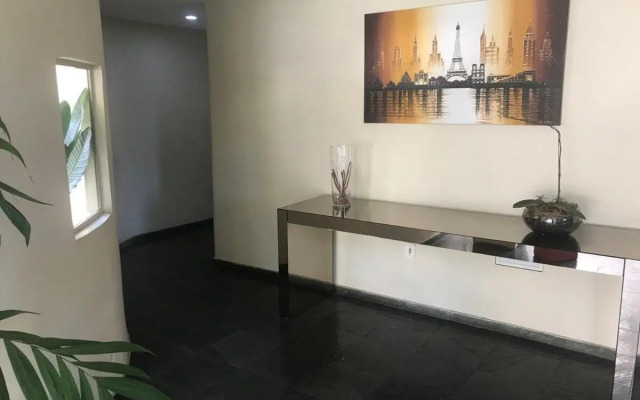 Studio 84b Morumbi (7 min. Hosp. Einstein)
