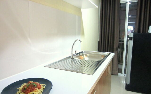 Life Grand Hotel